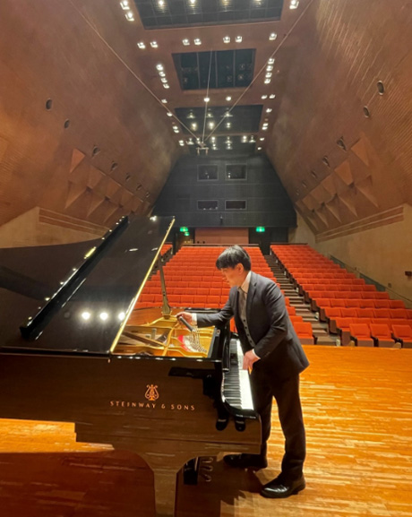 高田調律師の写真